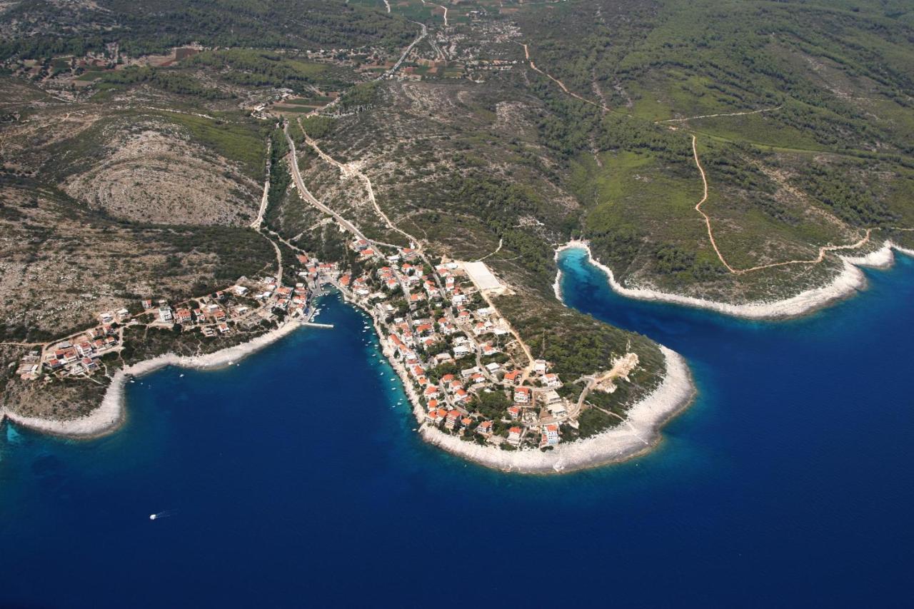 Family Friendly Apartments With A Swimming Pool Zavalatica, Korcula - 183 Eksteriør billede