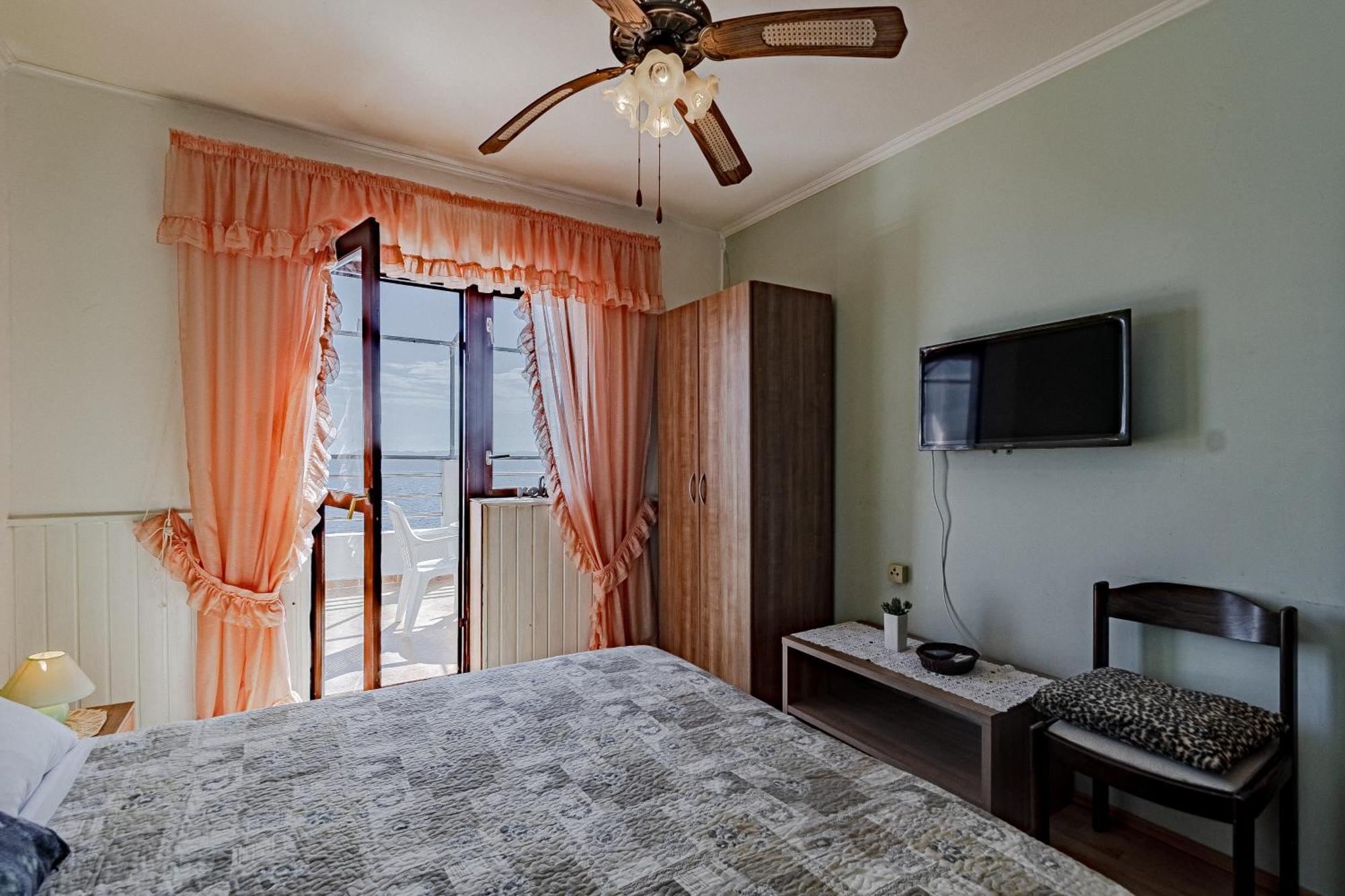 Family Friendly Apartments With A Swimming Pool Zavalatica, Korcula - 183 Værelse billede
